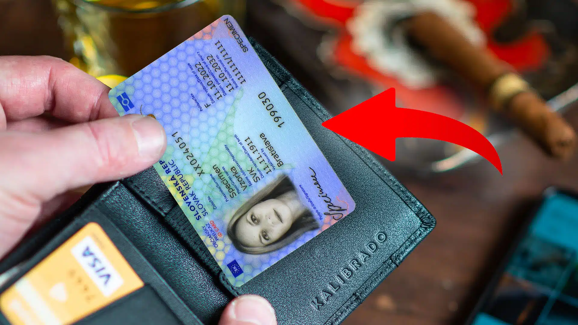 130-tisíc Slovákom PRESTANE fungovať elektronický podpis. Za výmenu zaplatia 7 € Nový občiansky preukaz pre slovákov