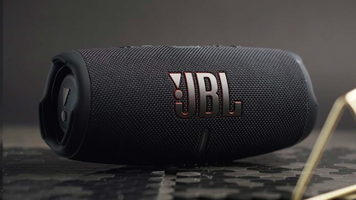 JBL Charge 5