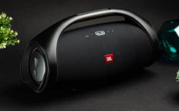 JBL Boombox 2