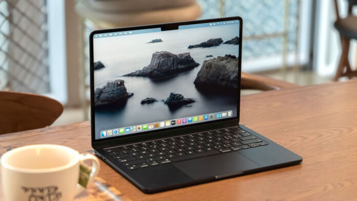 MacBook Air M2