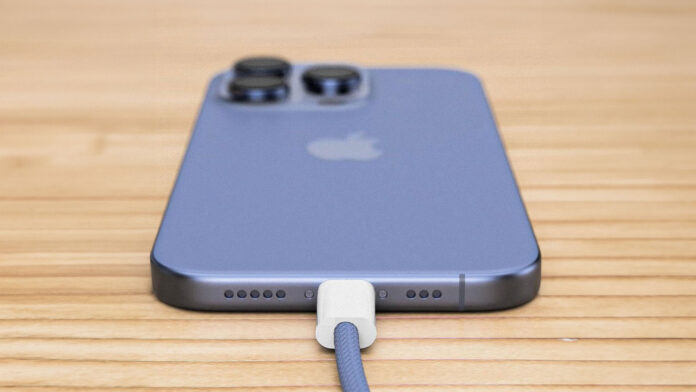 iPhone 15 USB-C