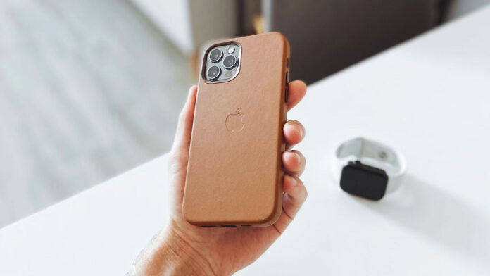 iPhone 15 kožené iPhone 15 kožené