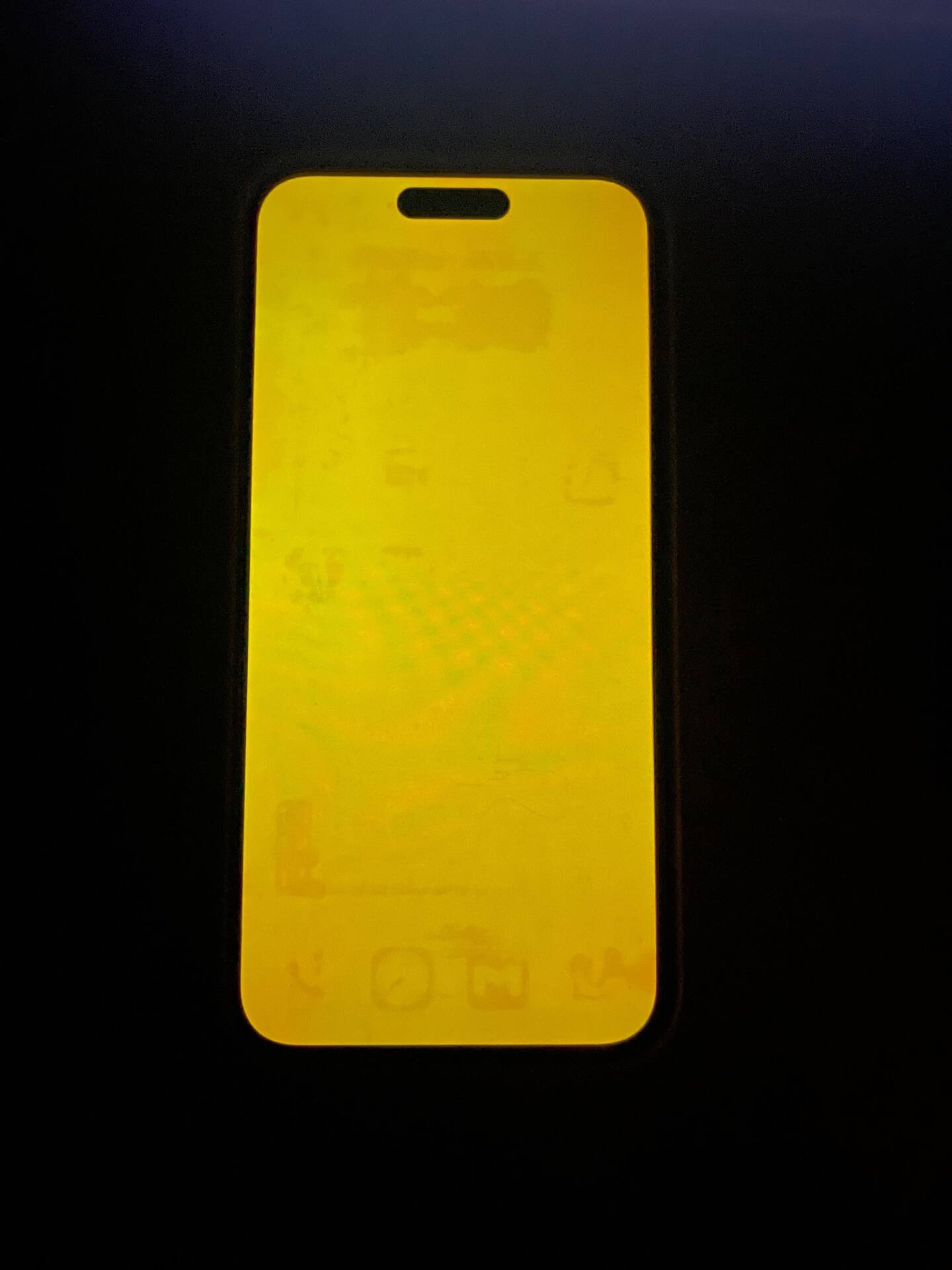 iPhone 15 Pro Max vypálený OLED displej