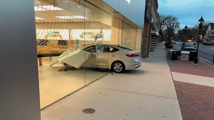 Apple Store nehoda Apple Store nehoda
