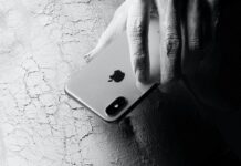 iPhone X