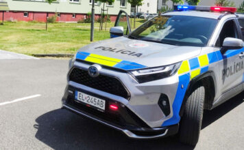 Chcete sa vyhnúť pokute za rýchlosť? Toto musíte vedieť o policajných radaroch Polícia slovenskej republiky