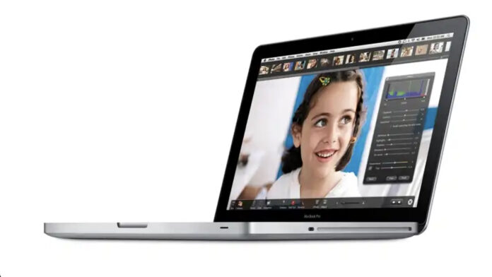 MacBook Pro 2012 s CD/DVD mechanikou