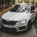 Česi idú s dobou. Cez internet prepíšu auto na nového majiteľa a ešte pri tom ušetria Škoda Octavia česko