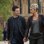 Netflix zverejnil trailer na budúci filmový hit. Príde v lete a zahrajú si v ňom Mark Walhlberg a Halle Berry Netflix The Union