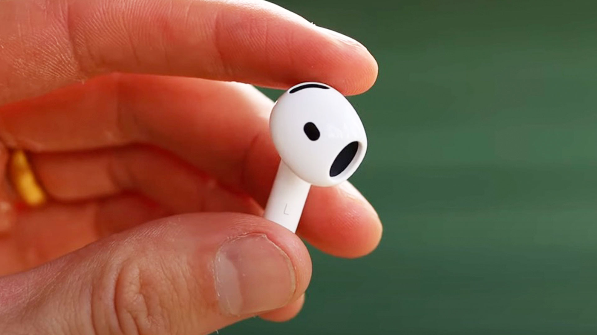 AirPods 4