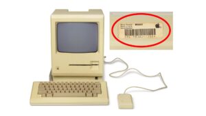 Macintosh 1983 M001 aukcia