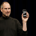 Steve Jobs prvý iphone