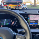 Waze Apple carPlay BMW prístrojový štít