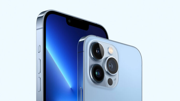iPhone 13