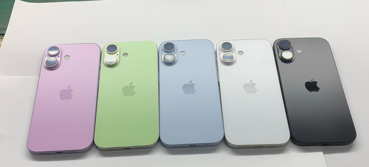 iPhone 17