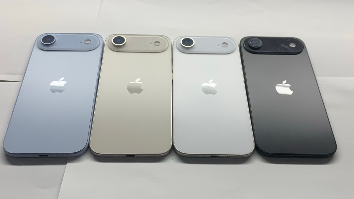 iPhone 17