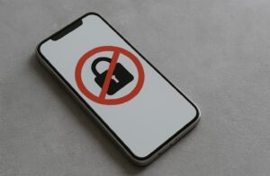Zamknutý iPhone