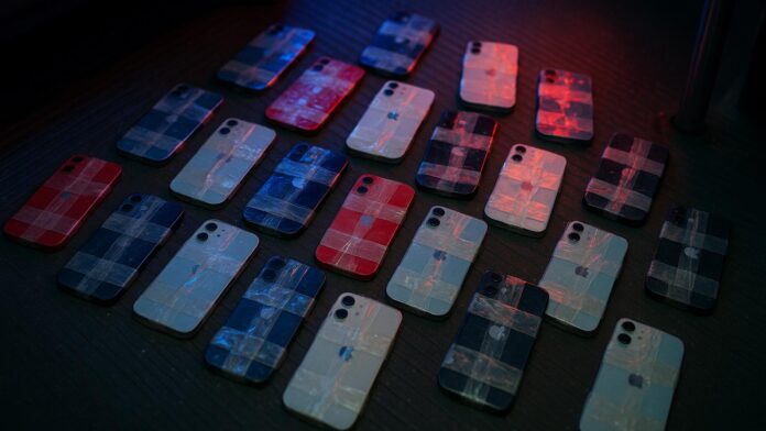 iPhone 16