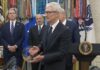 Tim Cook Donald Trump