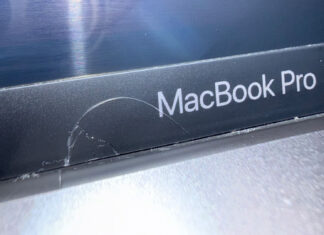prasknutý ráik obrazovky MacBook Pro