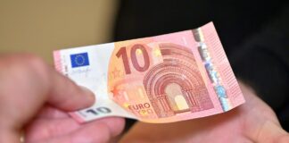 peniaze euro desať eur 10 €