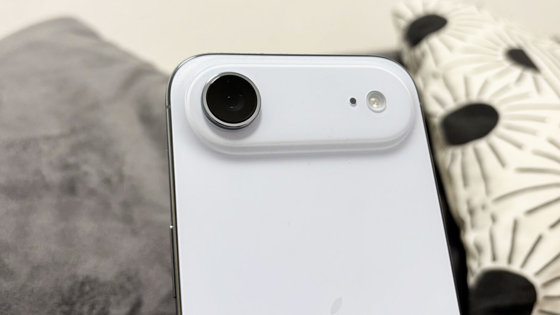 iPhone Air fotoaparát