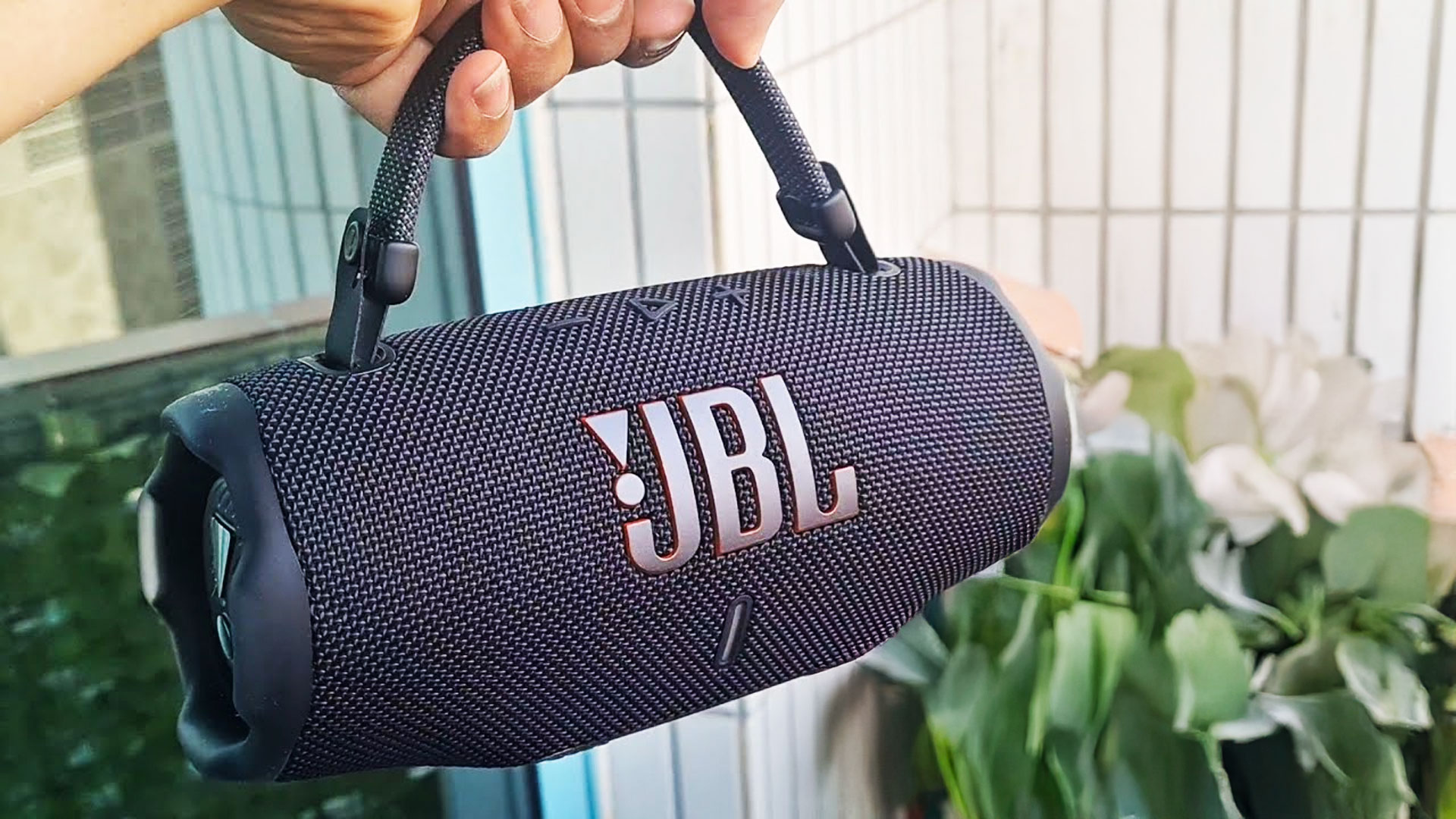 JBL Charge 6