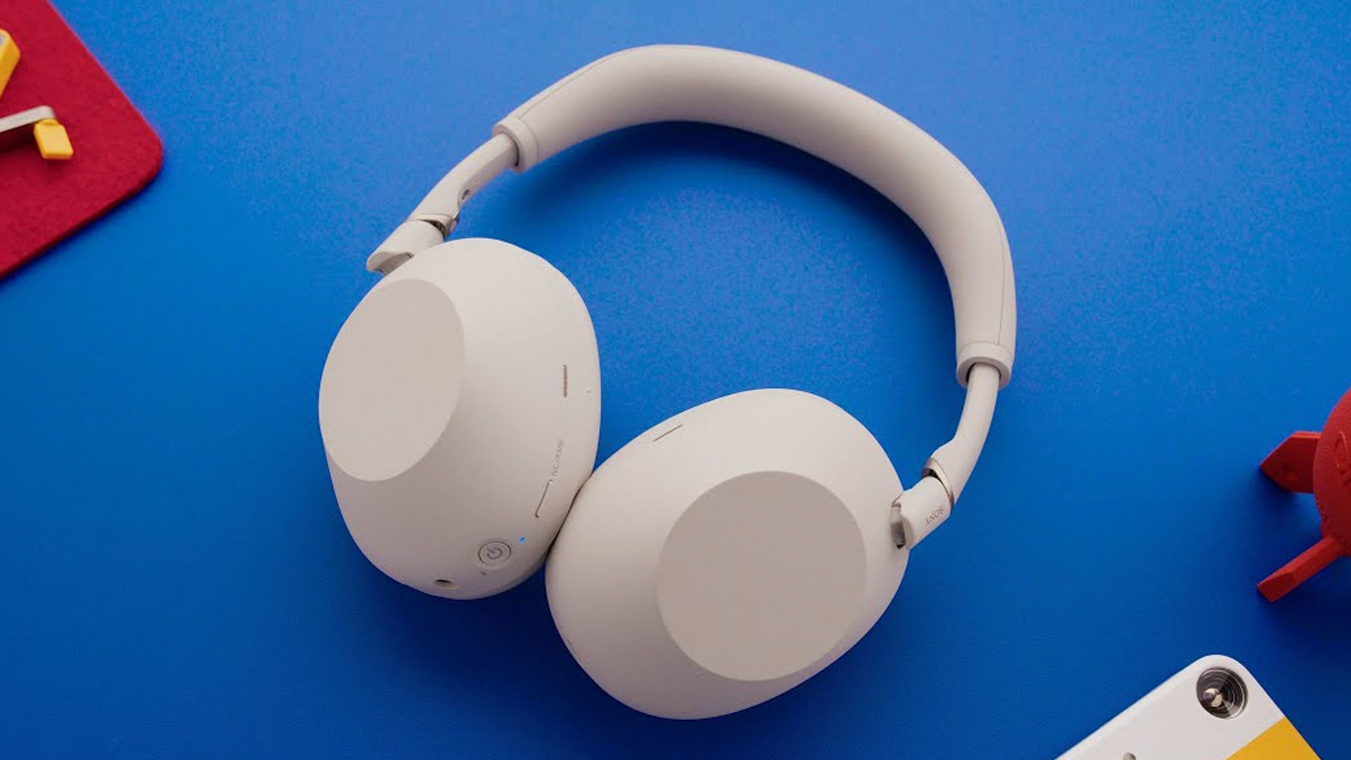 Sony WH-1000XM6