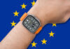 Apple musel v Európe ustúpiť. iPhone bude lepšie fungovať aj s hodinkami a slúchadlami iných značiek Apple Watch EÚ