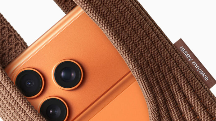 iPhone Pokcet iPhone Pokcet