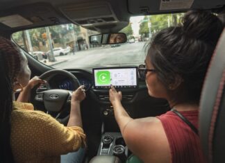 Apple CarPlay Ford