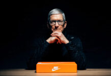Šéf Apple Tim Cook kúpil akcie Nike za 3 milióny. Prečo firme tak moc verí aj napriek problémom? Tim Cook Nike