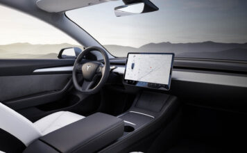 Tesla ruší kľúčovú funkciu a ponúka ju len ako predplatné. Stojí cez 80 eur mesačne!