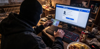 Zbohom anonymita na Facebooku a sociálnych sieťach. EÚ chystá radikálny krok! anonym