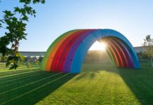 Apple má 50 rokov a chystá veľkolepé oslavy. V Apple Parku má vystúpiť obrovská legenda Apple Park