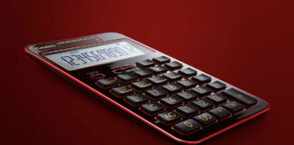 Casio ukázalo zberateľskú kalkulačku za 535 €. V čom je iná, ako aplikácia v iPhone? Casio S100X