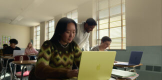 Prečo Neo? Apple vysvetlil, ako došlo k pomenovaniu cenovo najdostupnejšieho MacBooku MacBook Neo