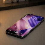 Apple testuje iPhone s displejom cez všetky hrany. Výročný model môže priniesť najväčší redizajn za roky iPhone 2027