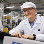 Foxconn a Apple spolupracujú už 27 rokov. Ide o partnerstvo, ktoré sa prakticky nedá nahradiť Tim Cook Foxconn