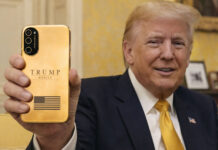 Trump T1 Phone sa opäť hlási o slovo. Stále však pôsobí ako bizarný vtip Donald Trump