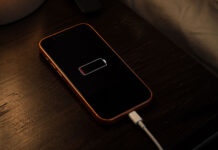 iPhone 17 Pro a iPhone Air má problémy s nabíjaním. Na toto obrovský pozor, oprava zatiaľ neexistuje! iPhone 17 pro nabíanie