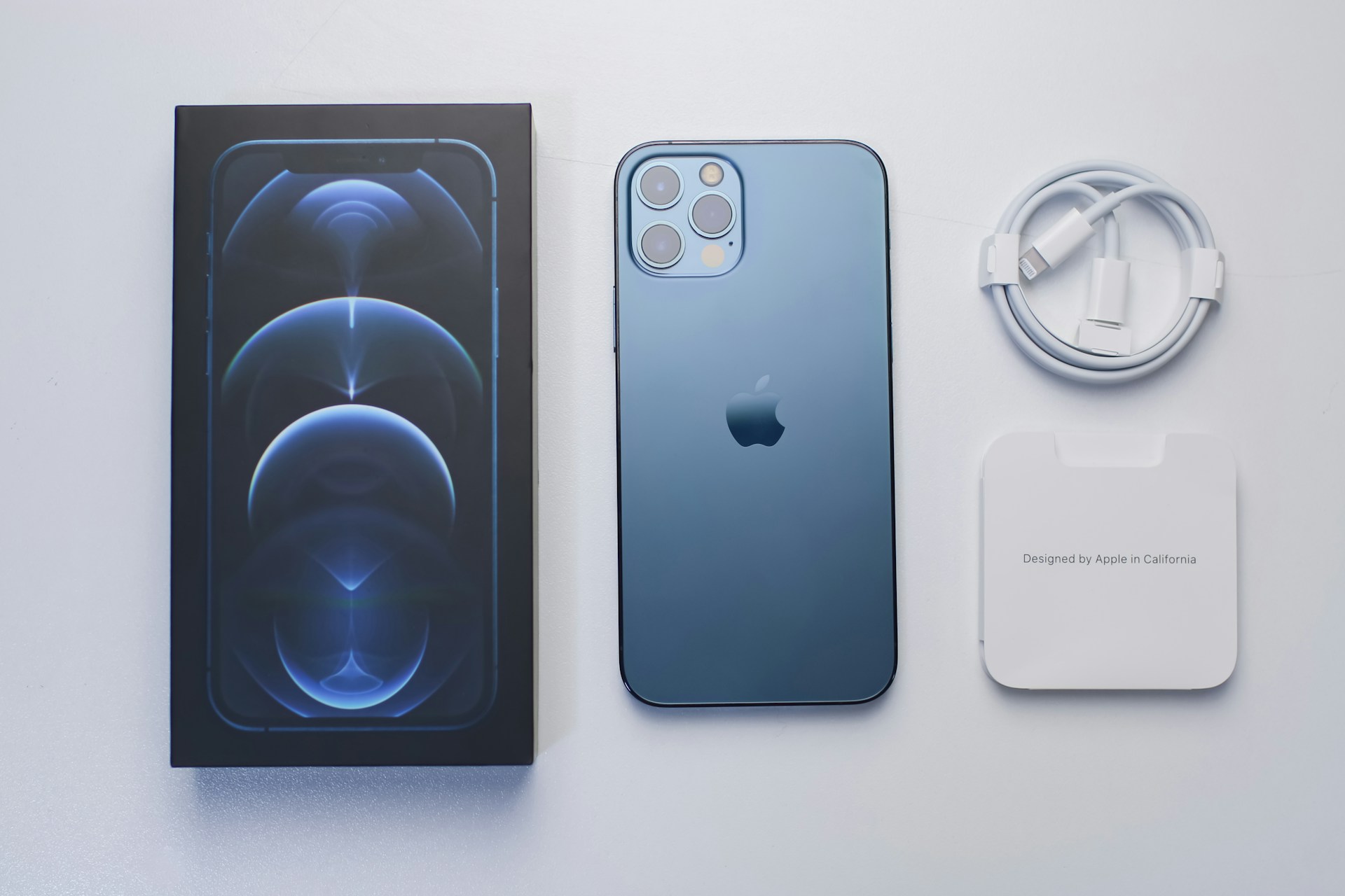 iPhone 12 krabica