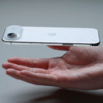 Najtenší iPhone histórie je o stovky eur lacnejší. Má najvýkonnejší čip aj titánový rám