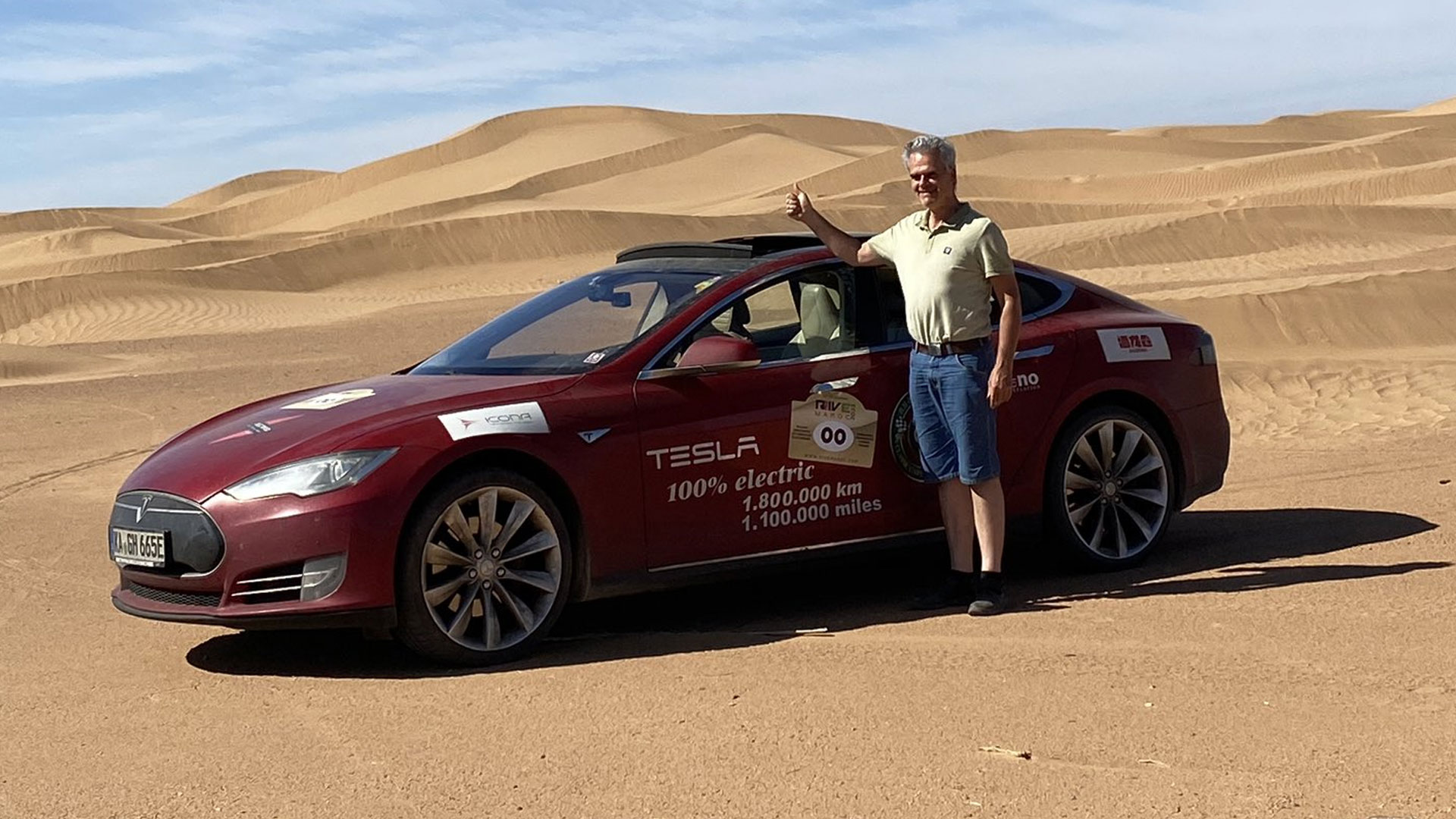 Tesla model s nájazd