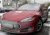 Elektromobily s vysokým nájazdom PREKVAPILI. Na STK porážajú benzínové autá Tesla model s nájazd