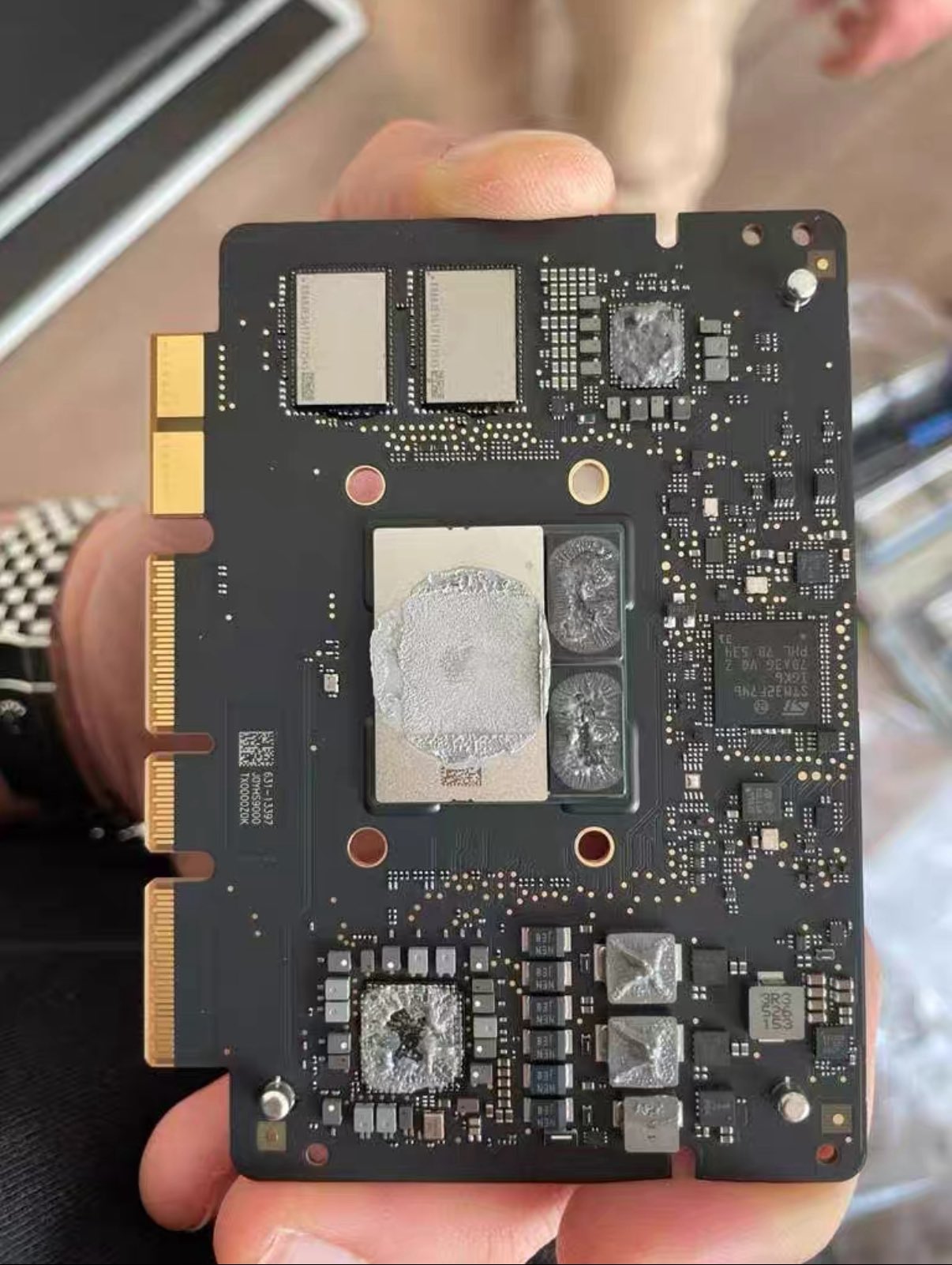 Apple AI server čip