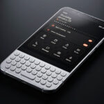 Minimal Phone 2 oživil BlackBerry. Má OLED, klávesnicu a ŠIALENÚ cenu Minimal Phone 2
