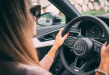 Idete autom k moru? V Rakúsku vám za palubnú kameru aj navigáciu napária POKUTU šoférovanie auto driving car jazda v aute