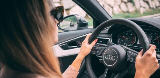 šoférovanie auto driving car jazda v aute