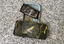 Slovenke v noci pri hlave začal HORIEŤ telefón. Zobudili ju iskry a dym iPhone horel požiar